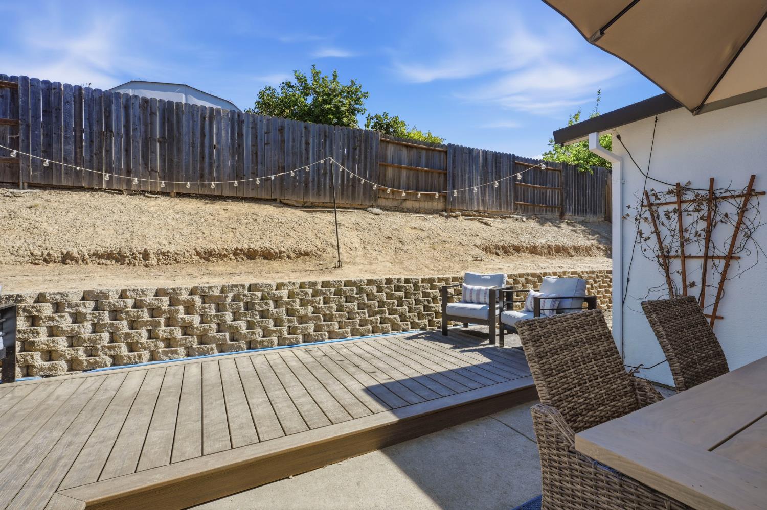 8128 Canyon Oak Drive