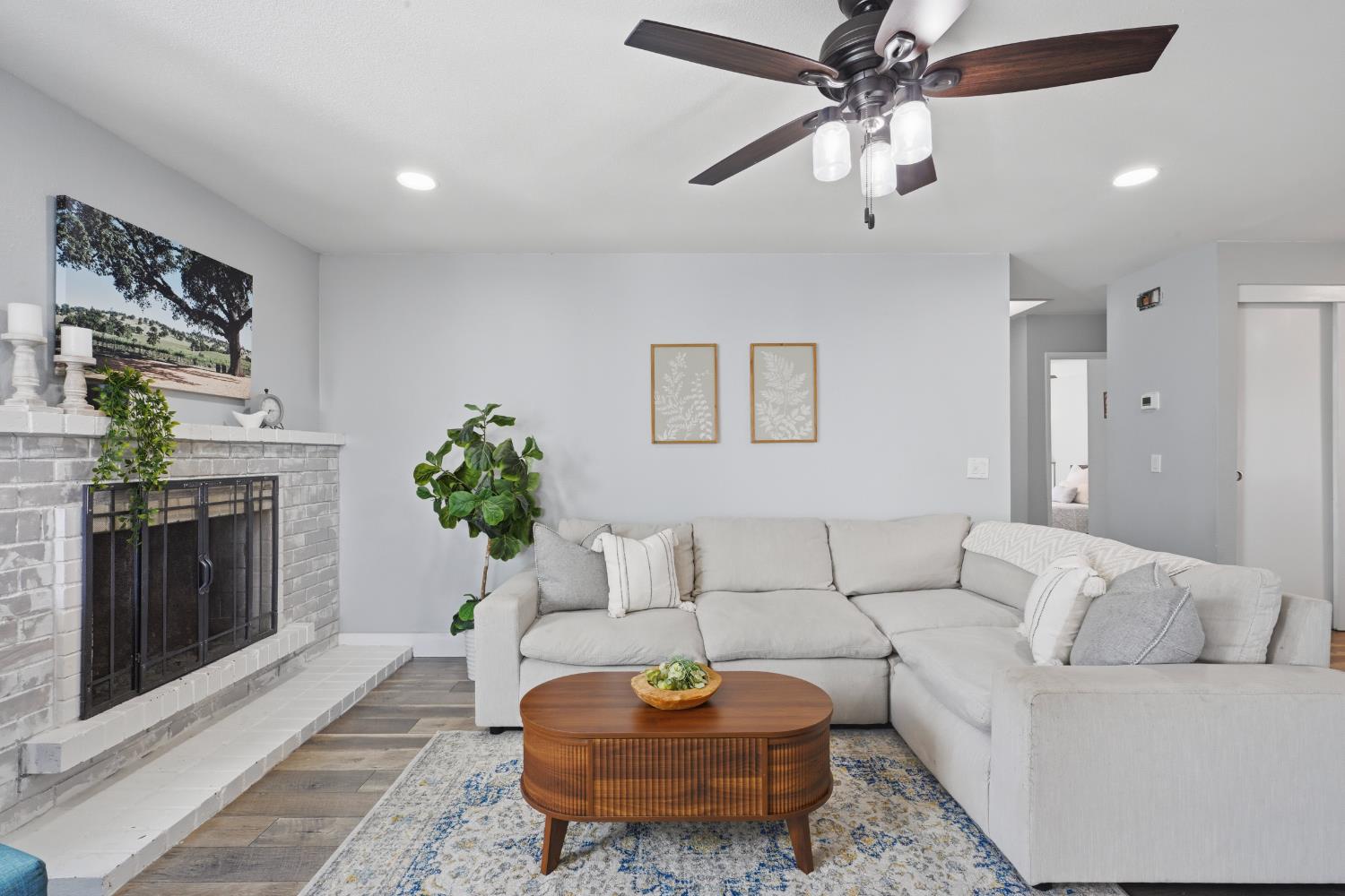 8128 Canyon Oak Drive