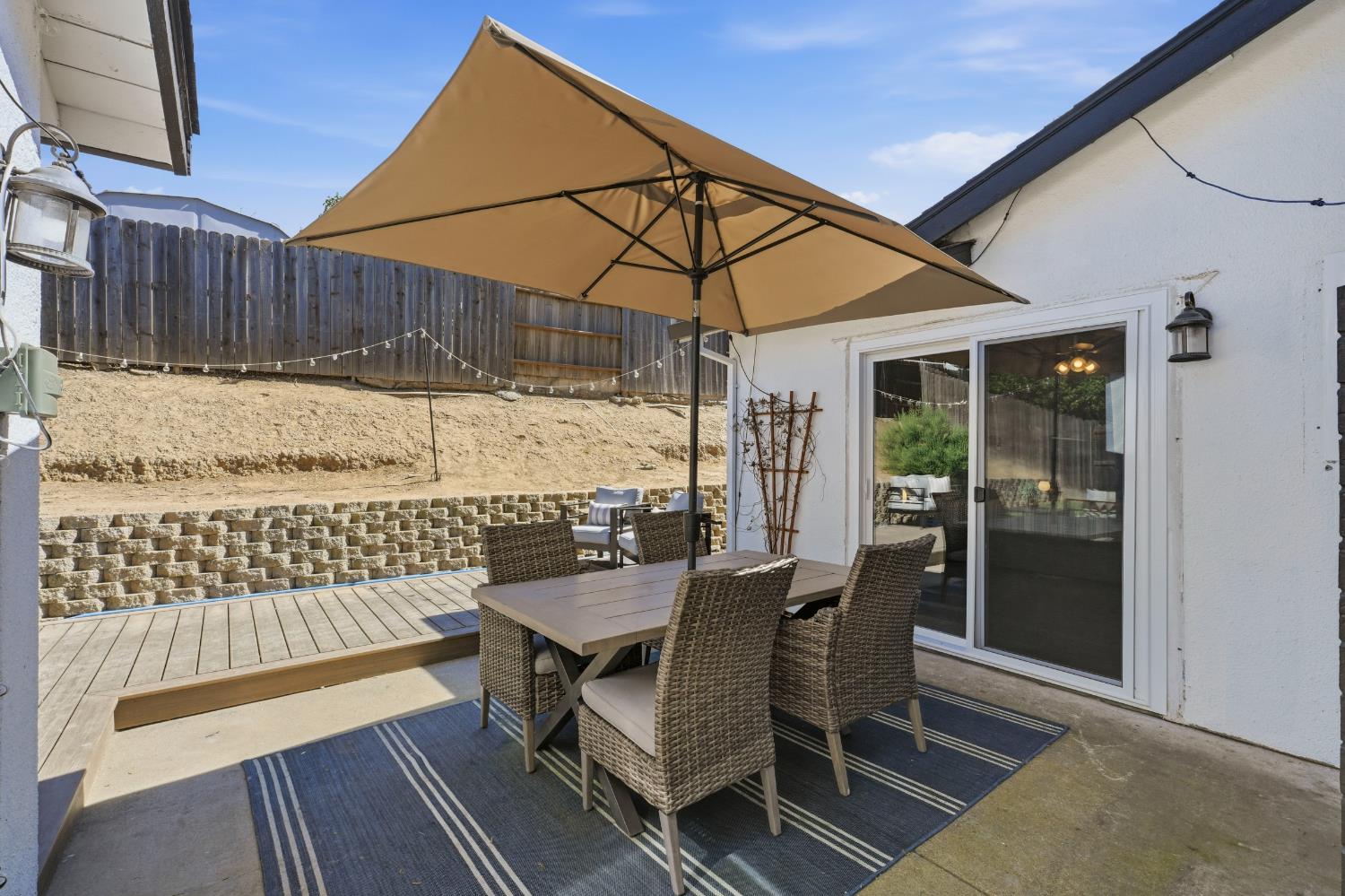 8128 Canyon Oak Drive