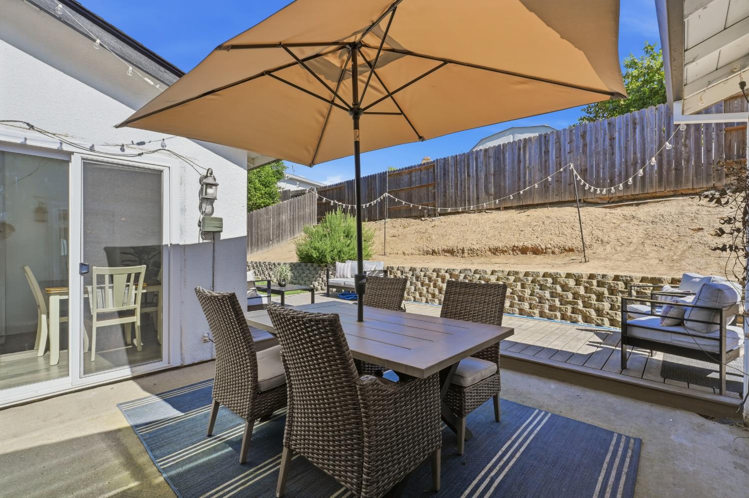 8128 Canyon Oak Drive