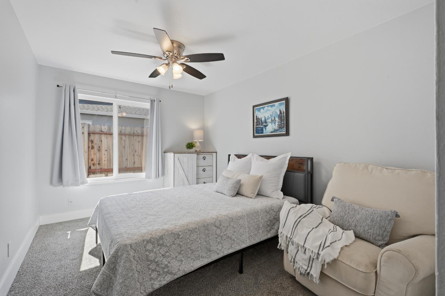 8128 Canyon Oak Drive