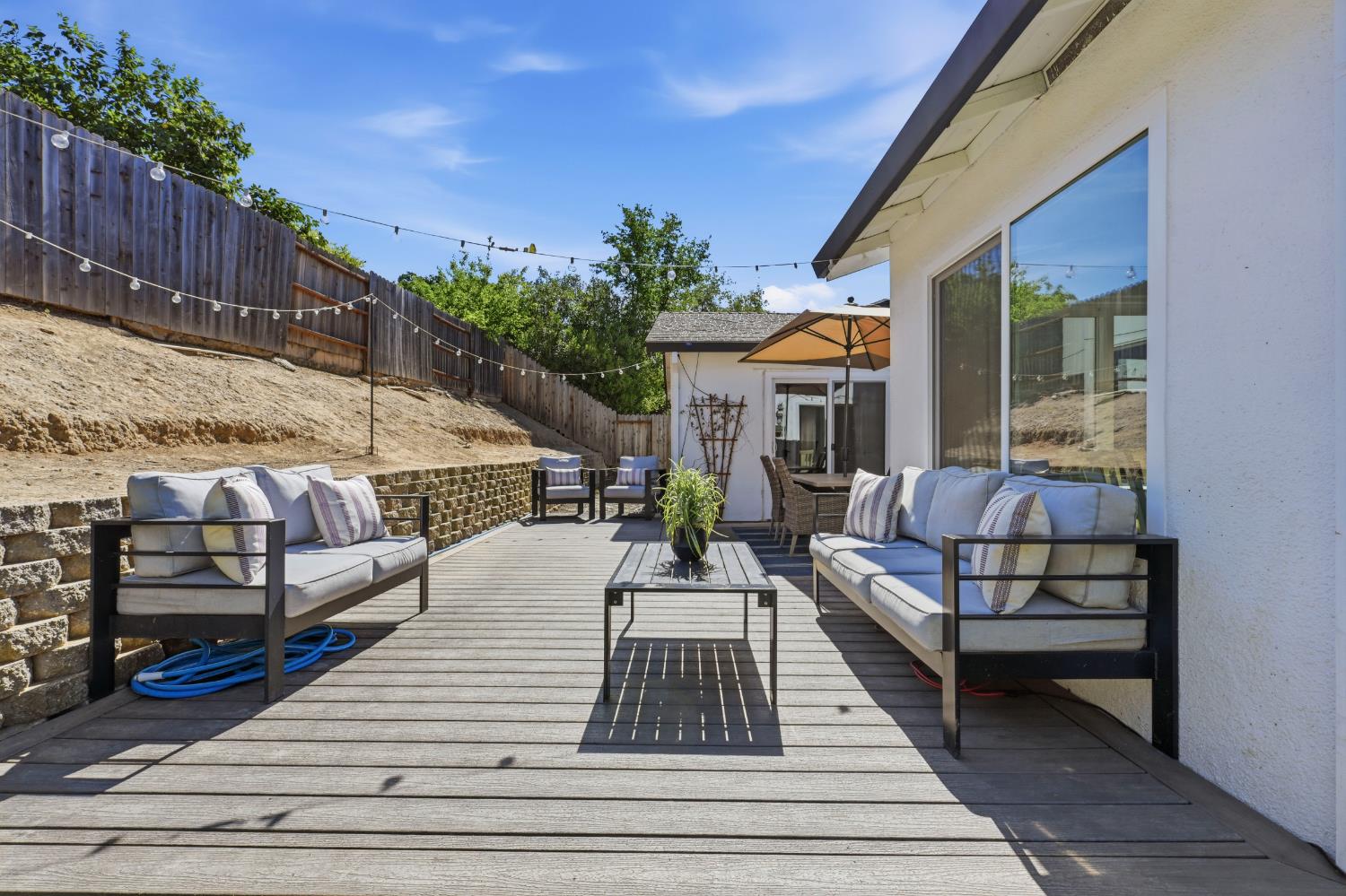 8128 Canyon Oak Drive