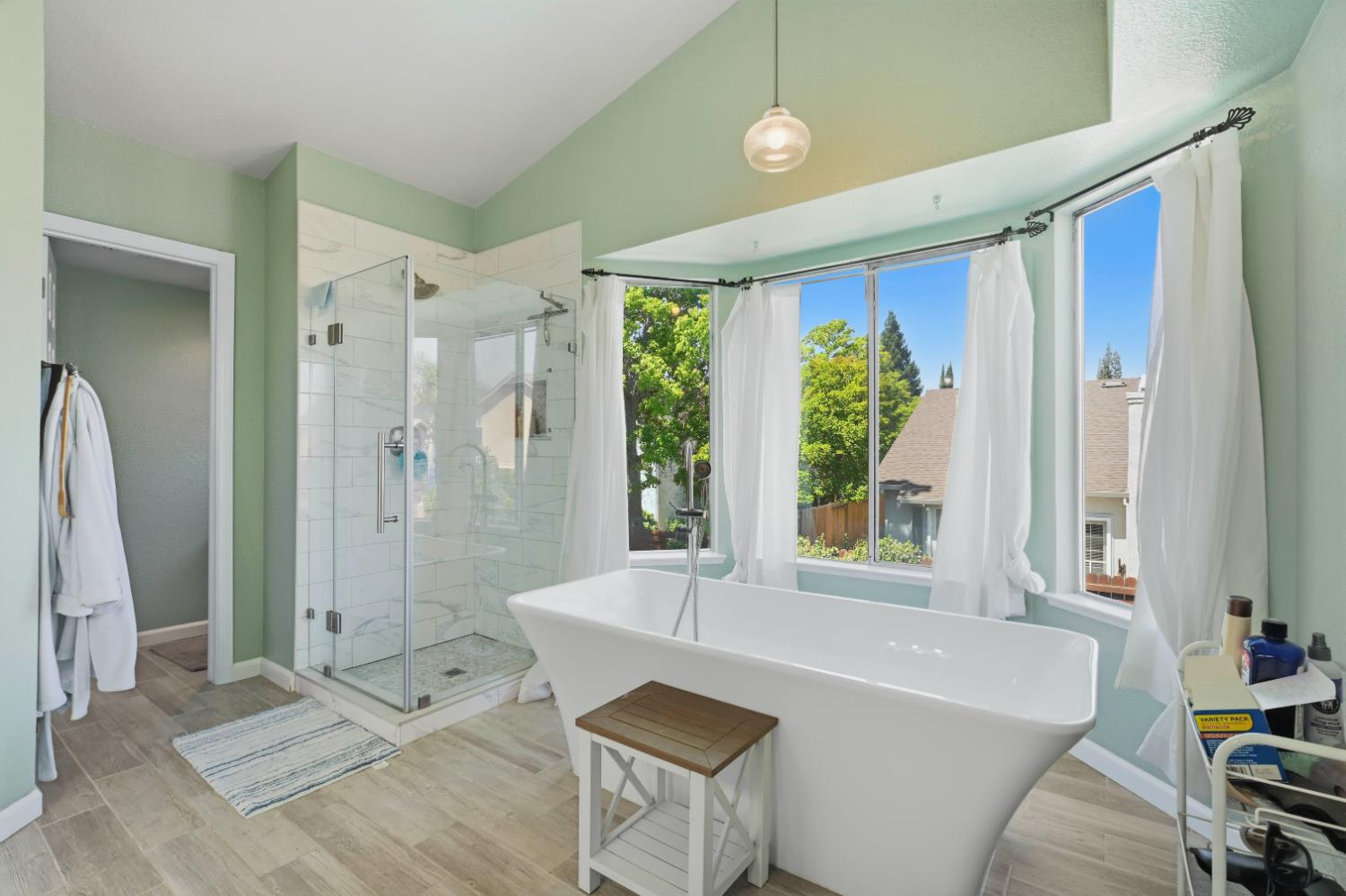 2217 Americana Drive