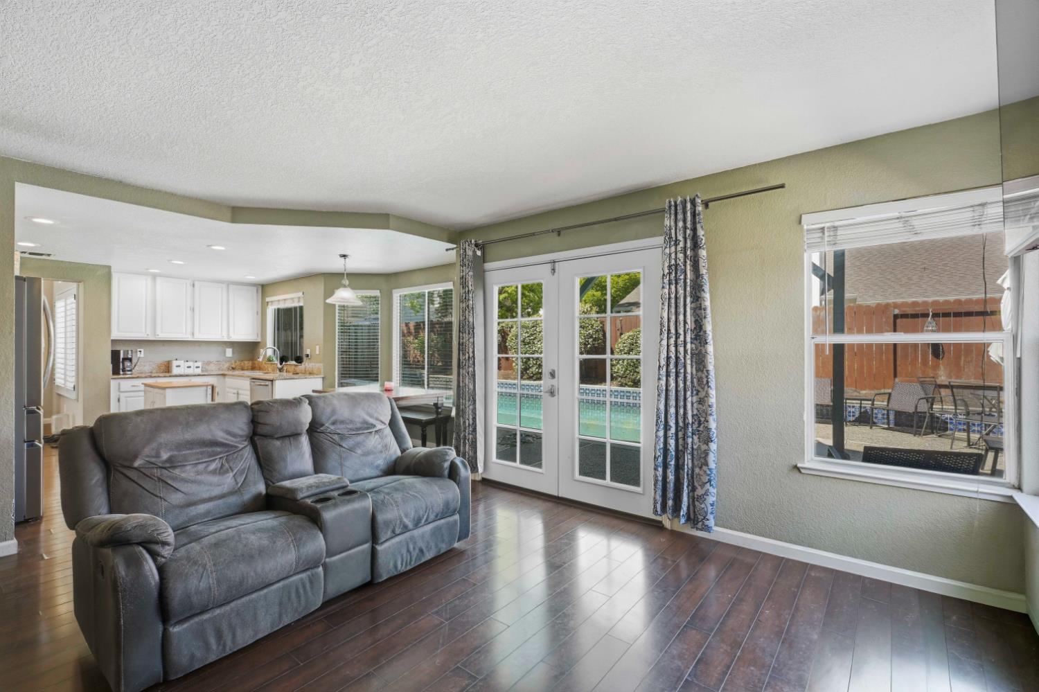 2217 Americana Drive
