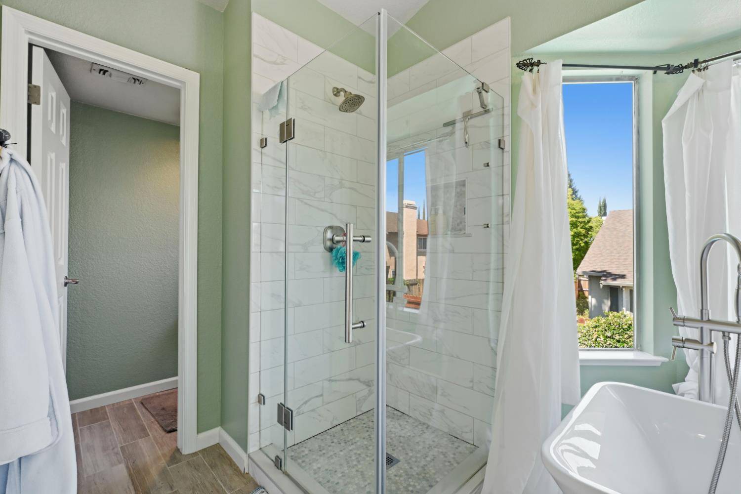 2217 Americana Drive
