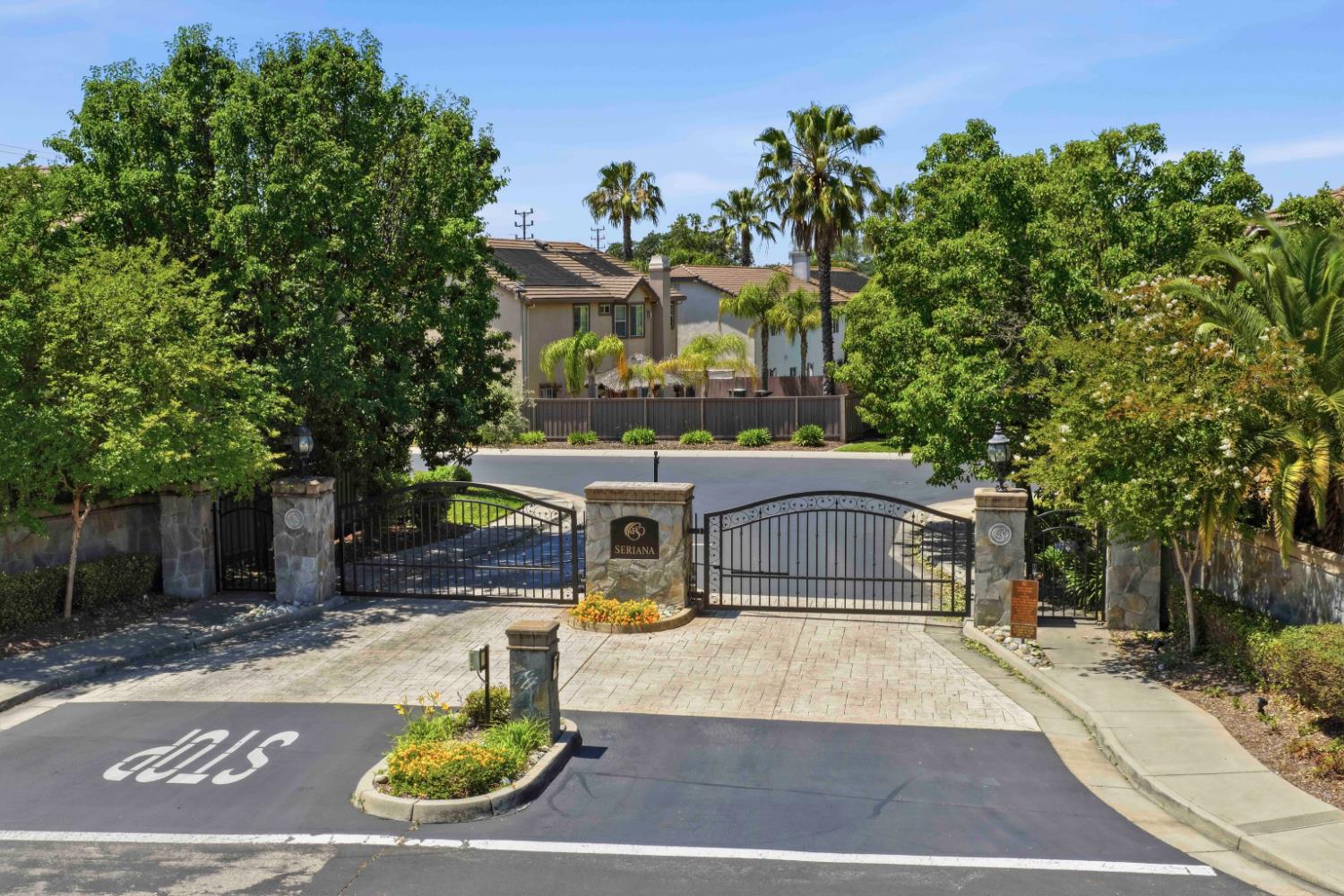 1869 Tuscan Grove Circle