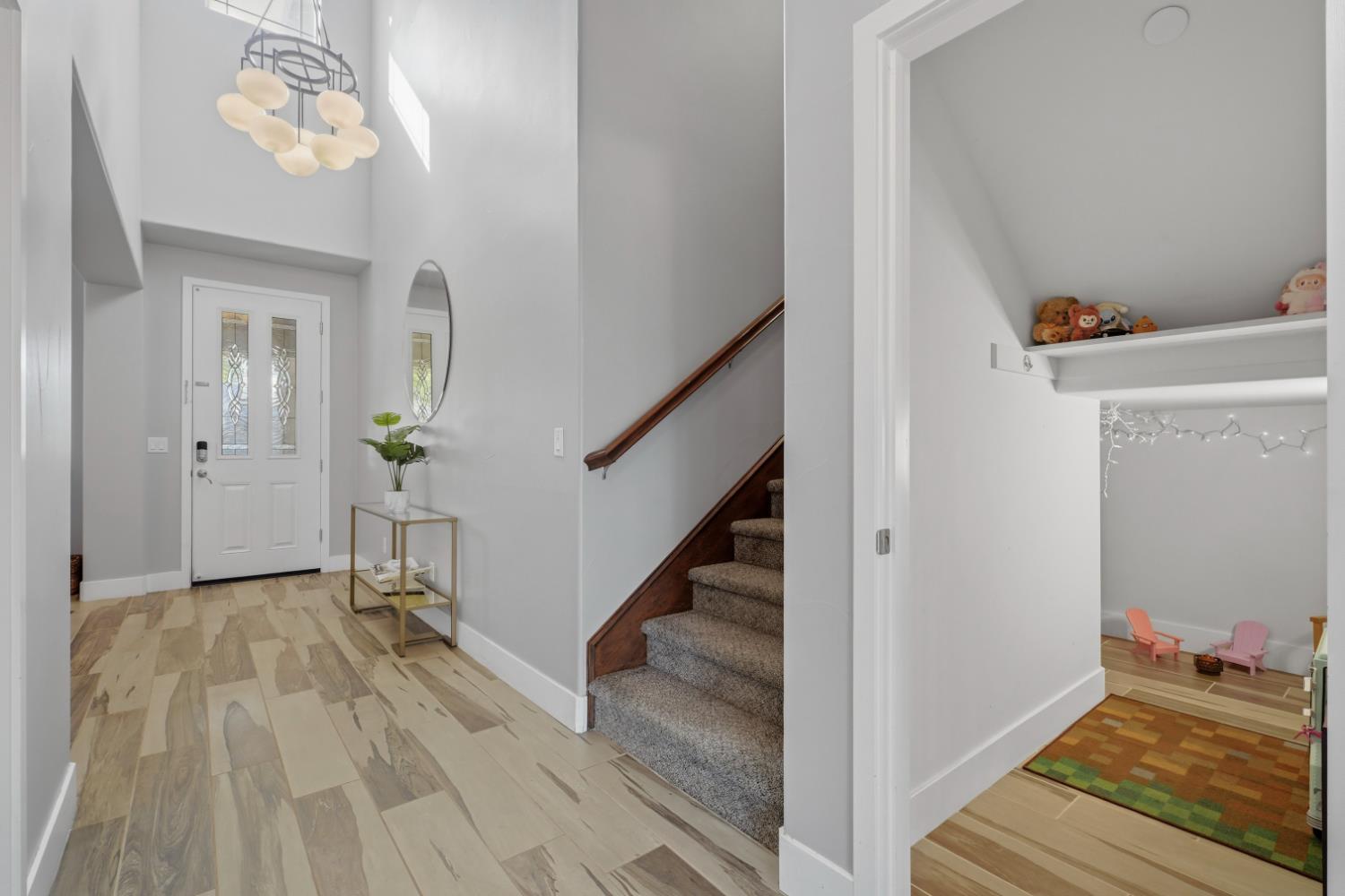 1607 Redmond Drive