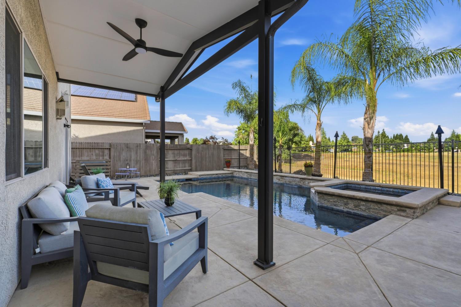 1607 Redmond Drive