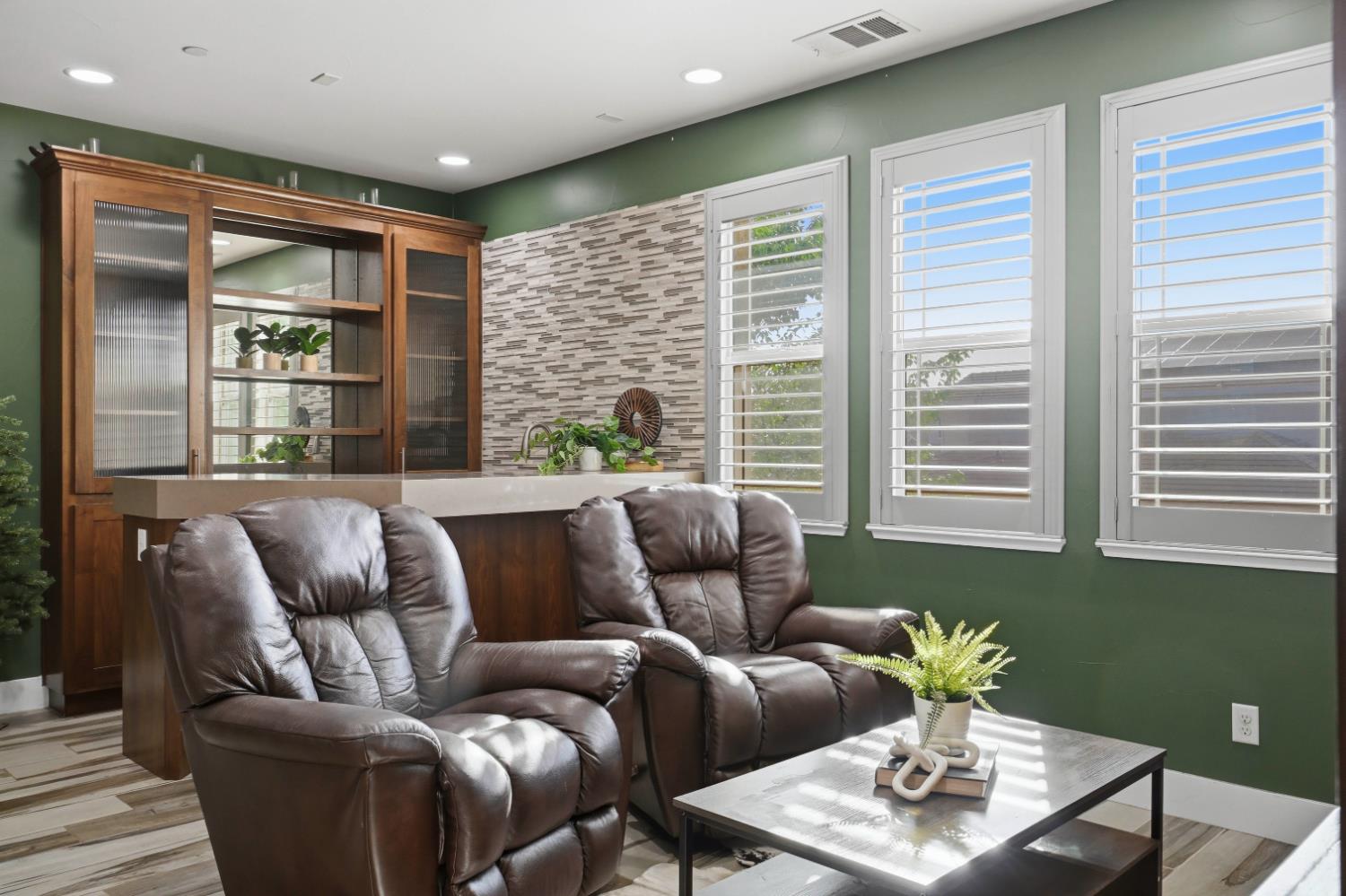 1607 Redmond Drive