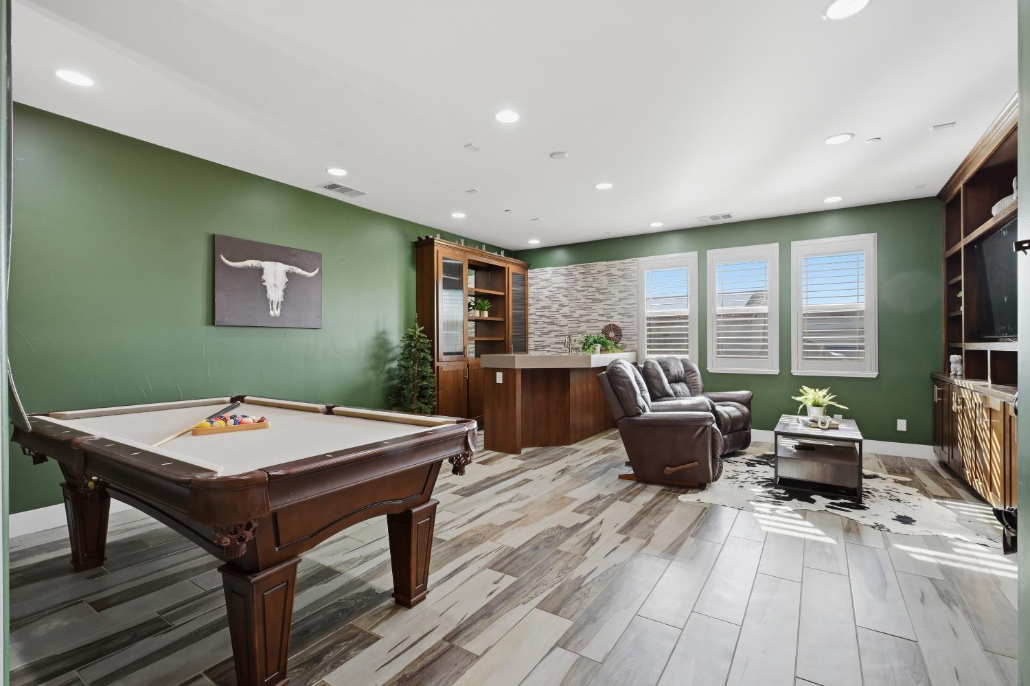 1607 Redmond Drive