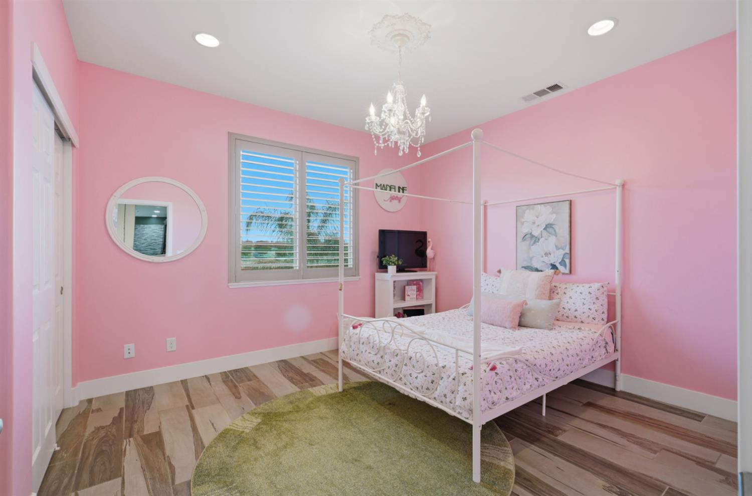 1607 Redmond Drive
