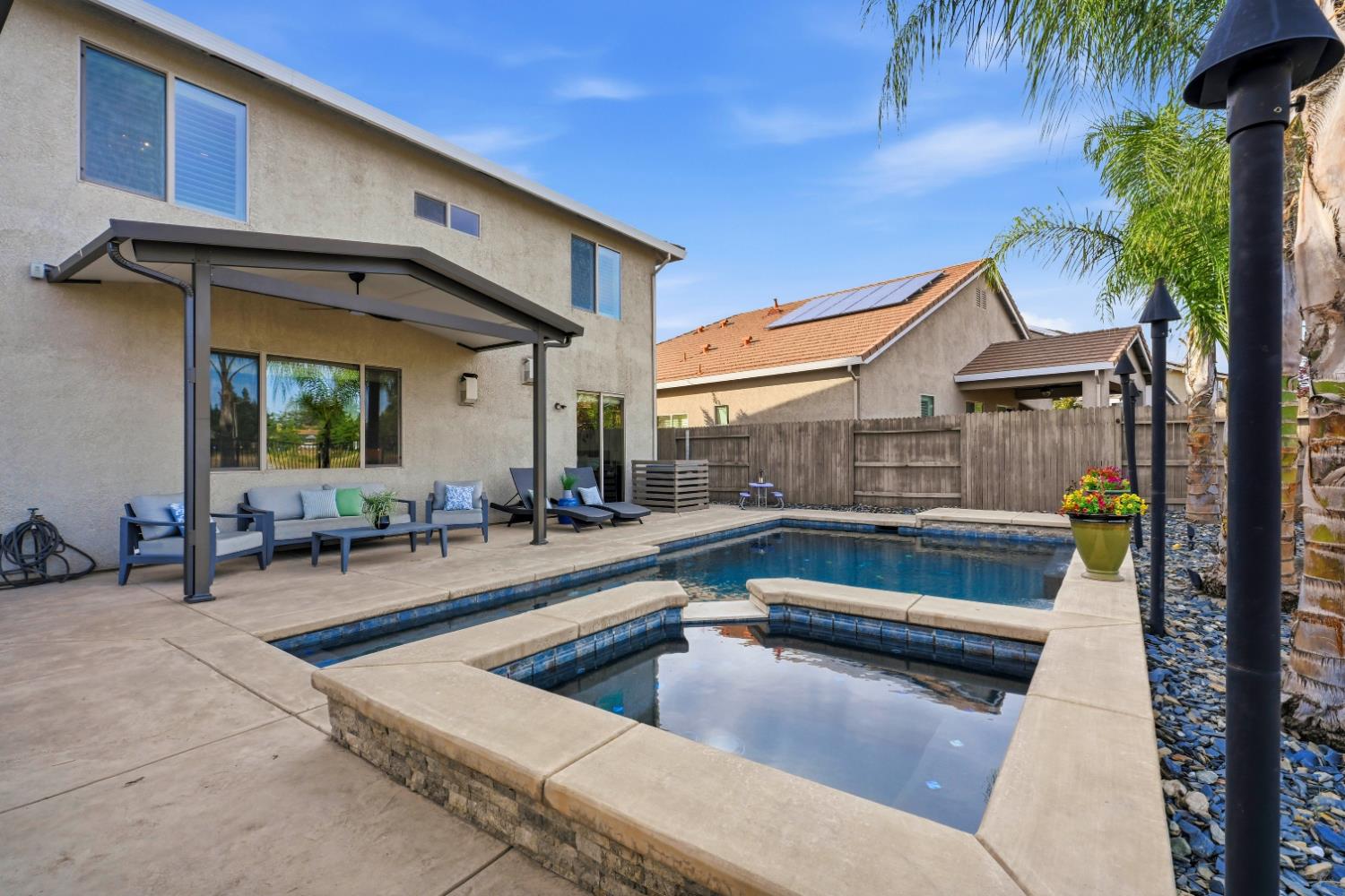 1607 Redmond Drive