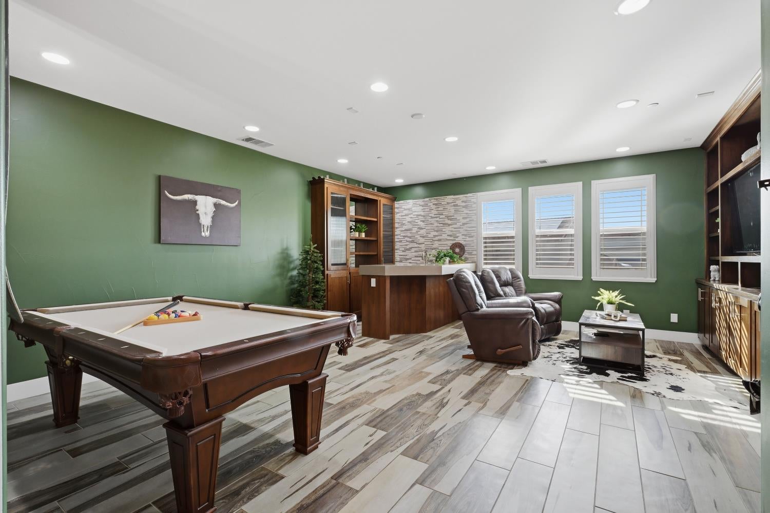 1607 Redmond Drive