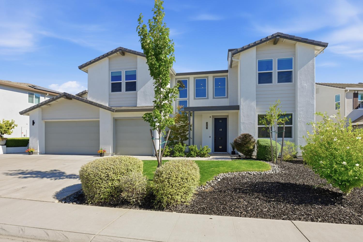 3083 Anastasia Way