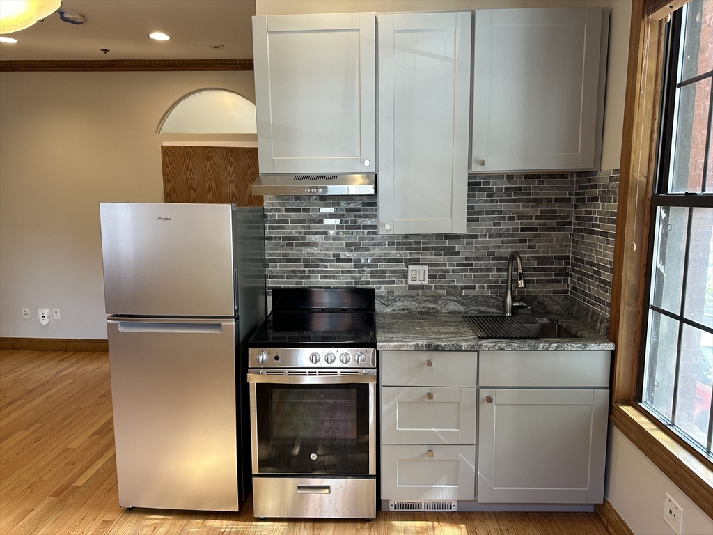 57 Gainsborough St. # 2