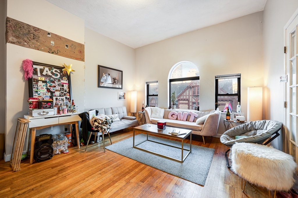 59 Hemenway Street # 4