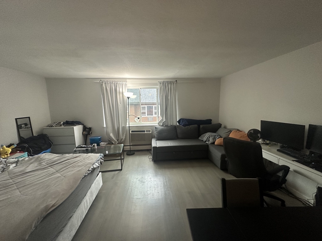 205 Kent Street # 44