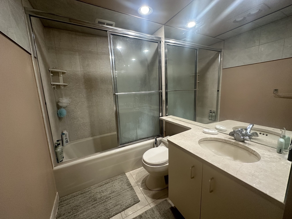 10 Rogers Street # 403
