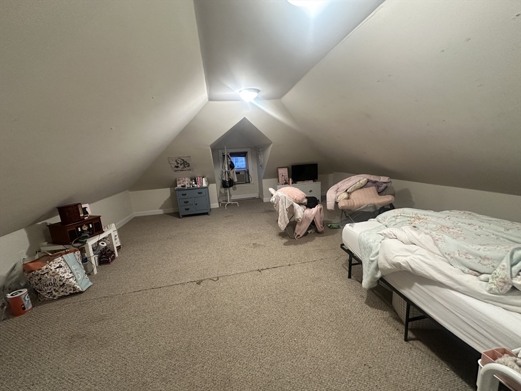 33 Iroquois Street # 2