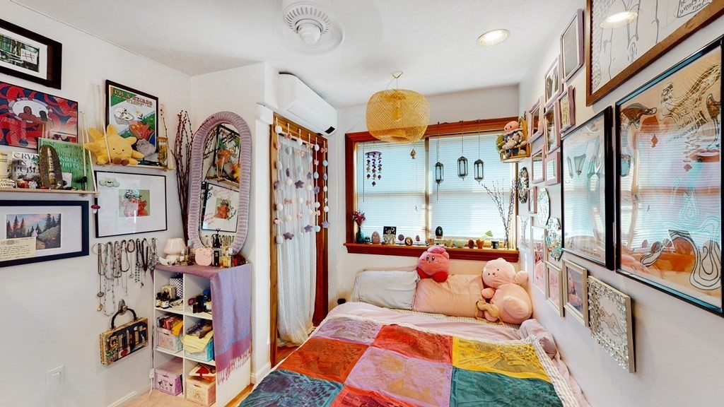 51 Hemenway St. # 6B