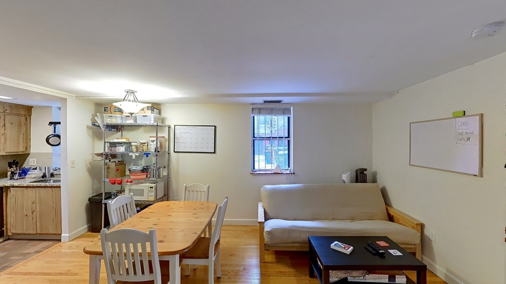 111 Gainsborough St. # 005