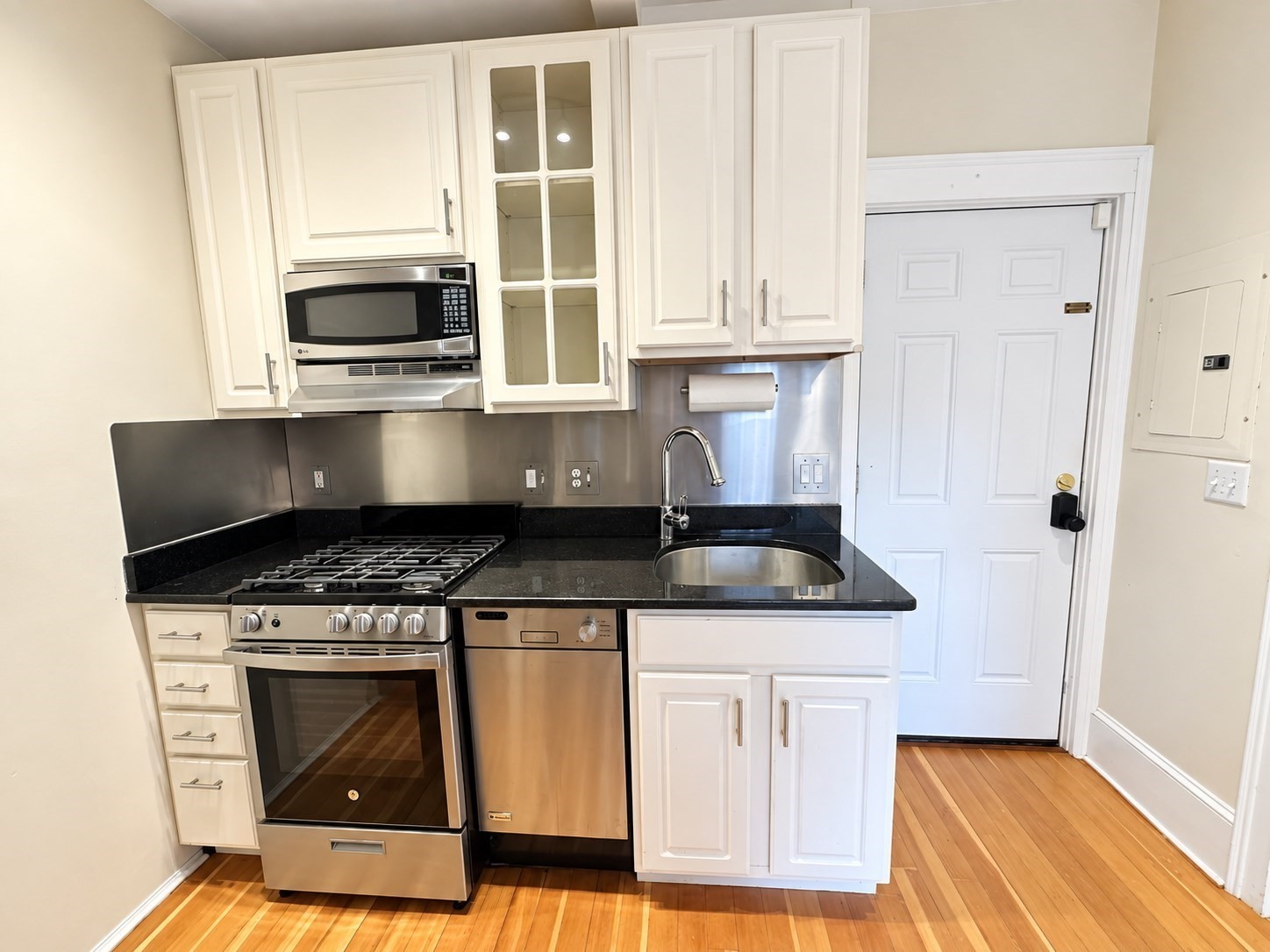 75 Burbank Street # 203