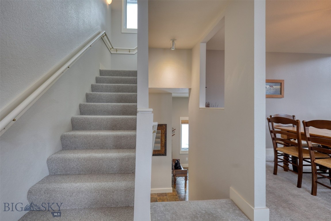 5 Lower Saddle Ridge Road N2