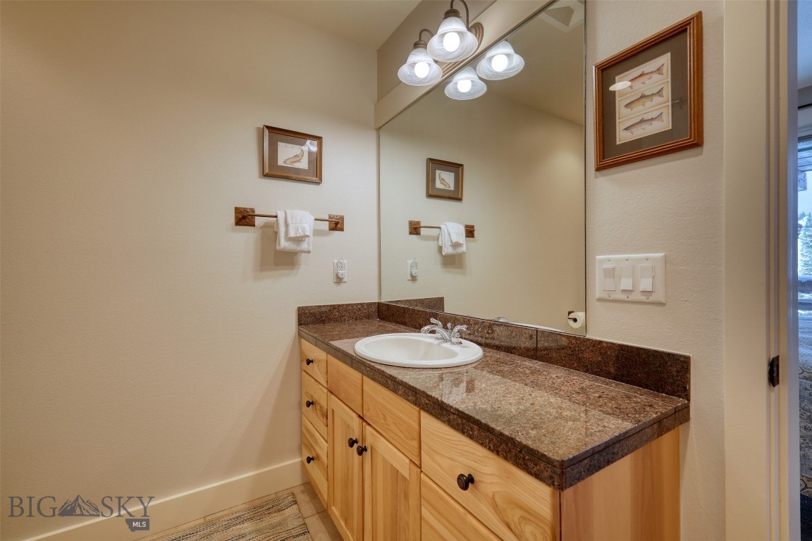 5 Lower Saddle Ridge Road N2