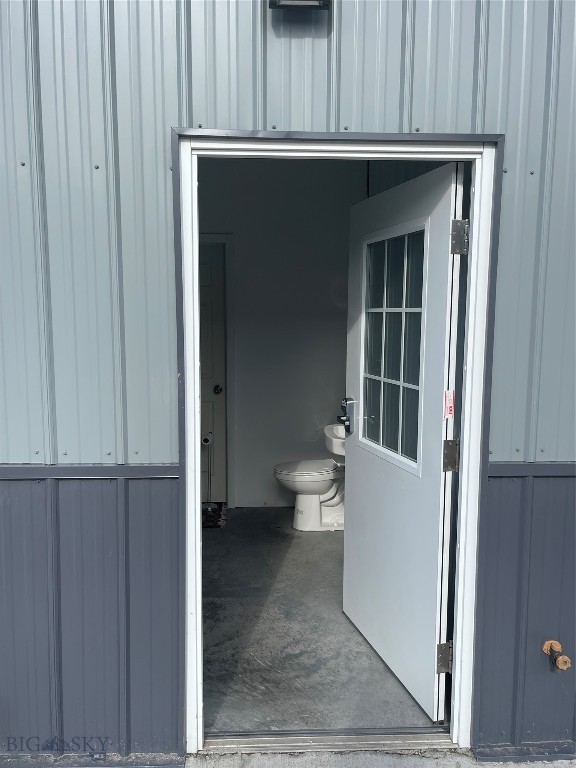 144-B Straight Iron Rd