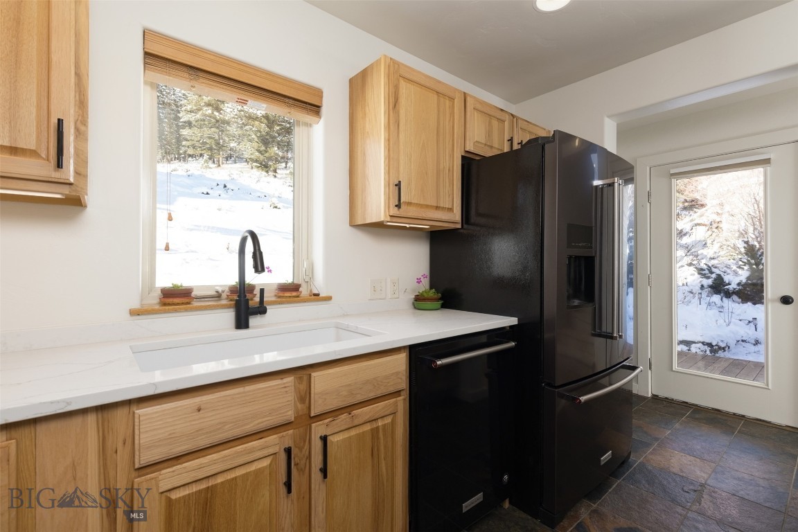 27 Antler Drop Court