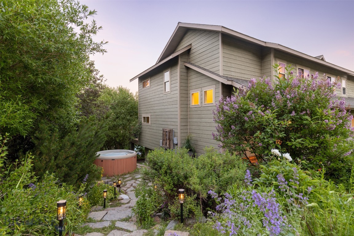 27 Antler Drop Court