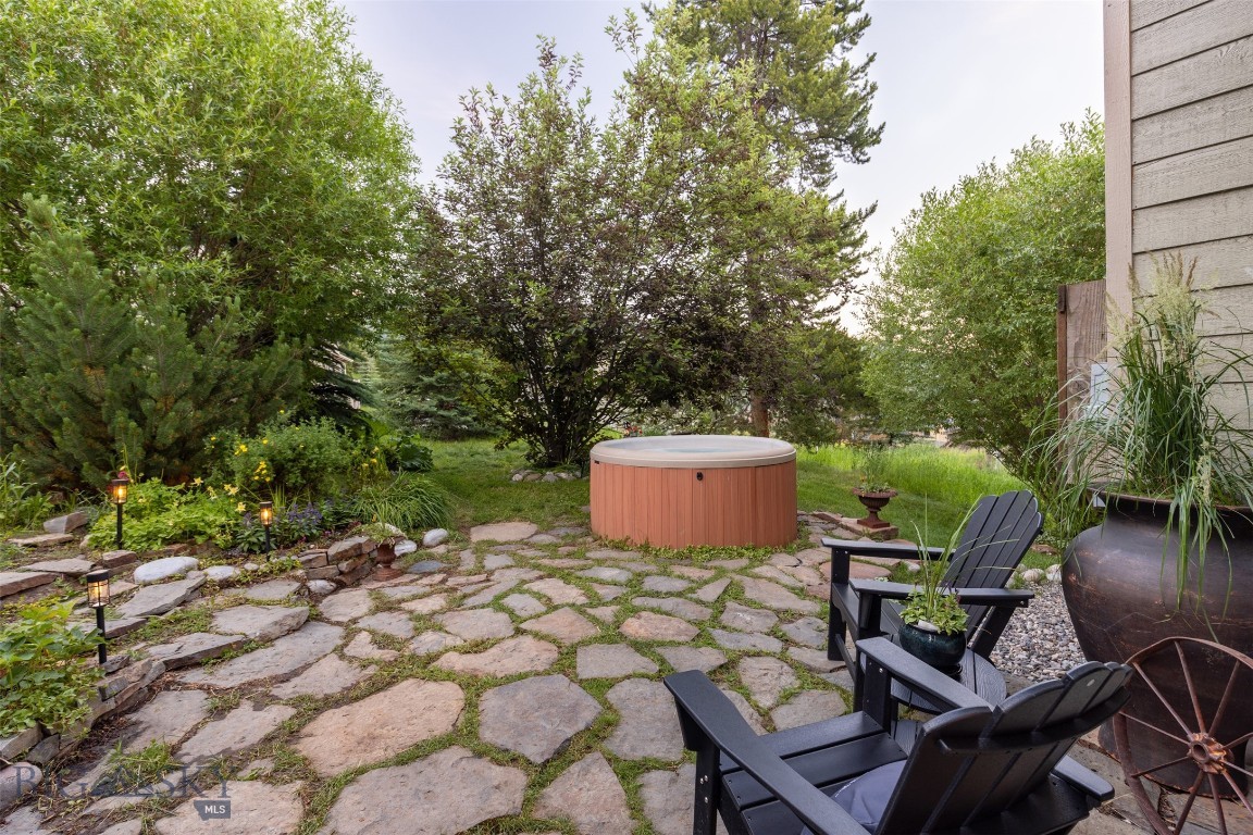 27 Antler Drop Court