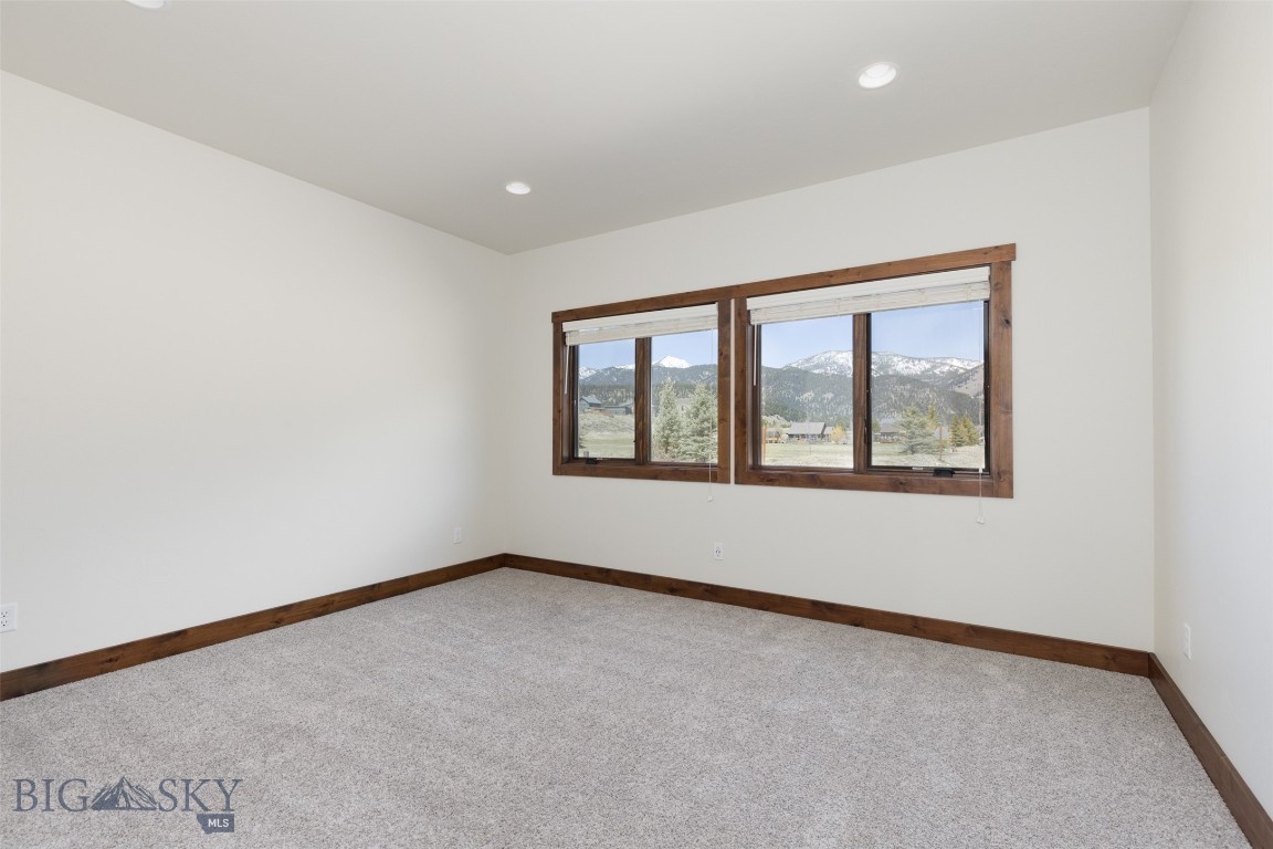 100 Anaconda Drive