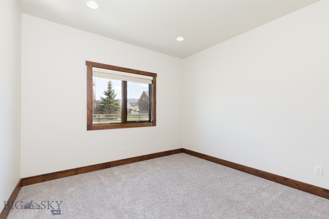 100 Anaconda Drive