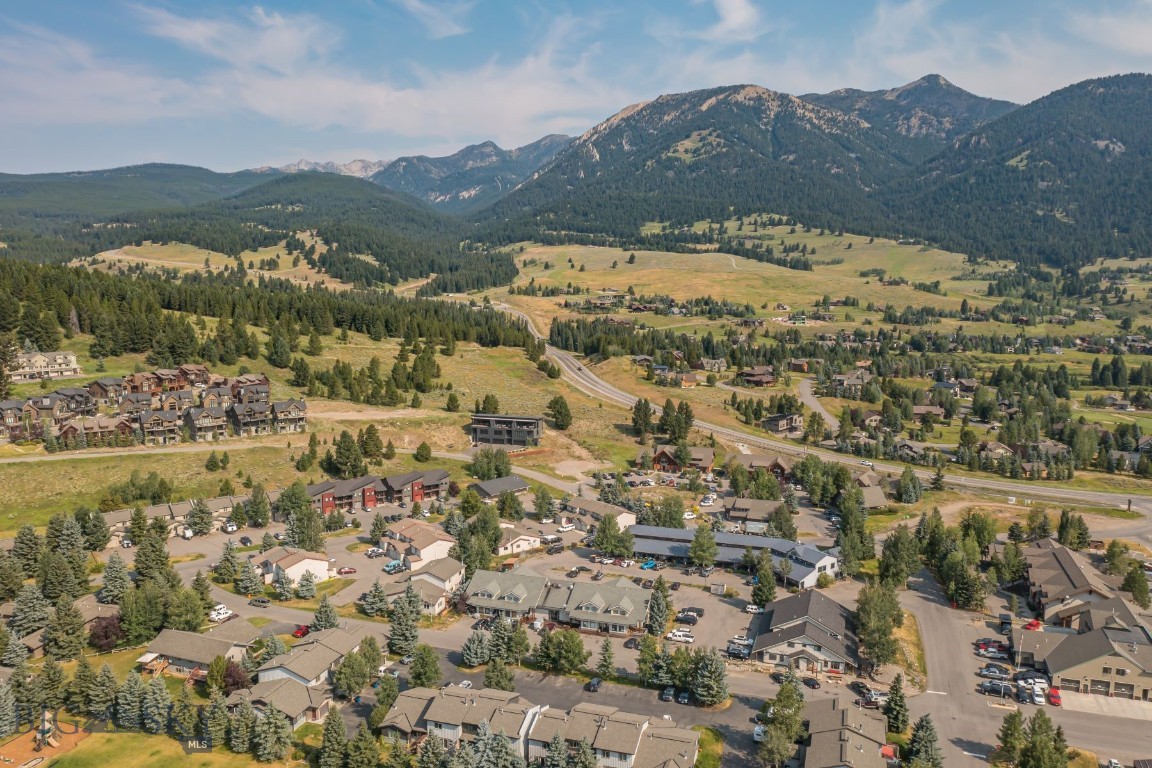 115 Aspen Leaf Drive 1E