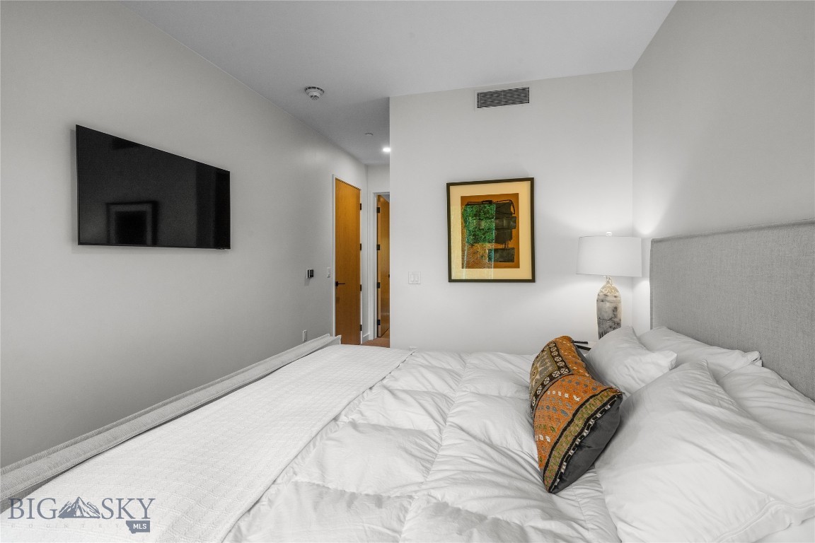 4 Boathouse Unit 213 R2