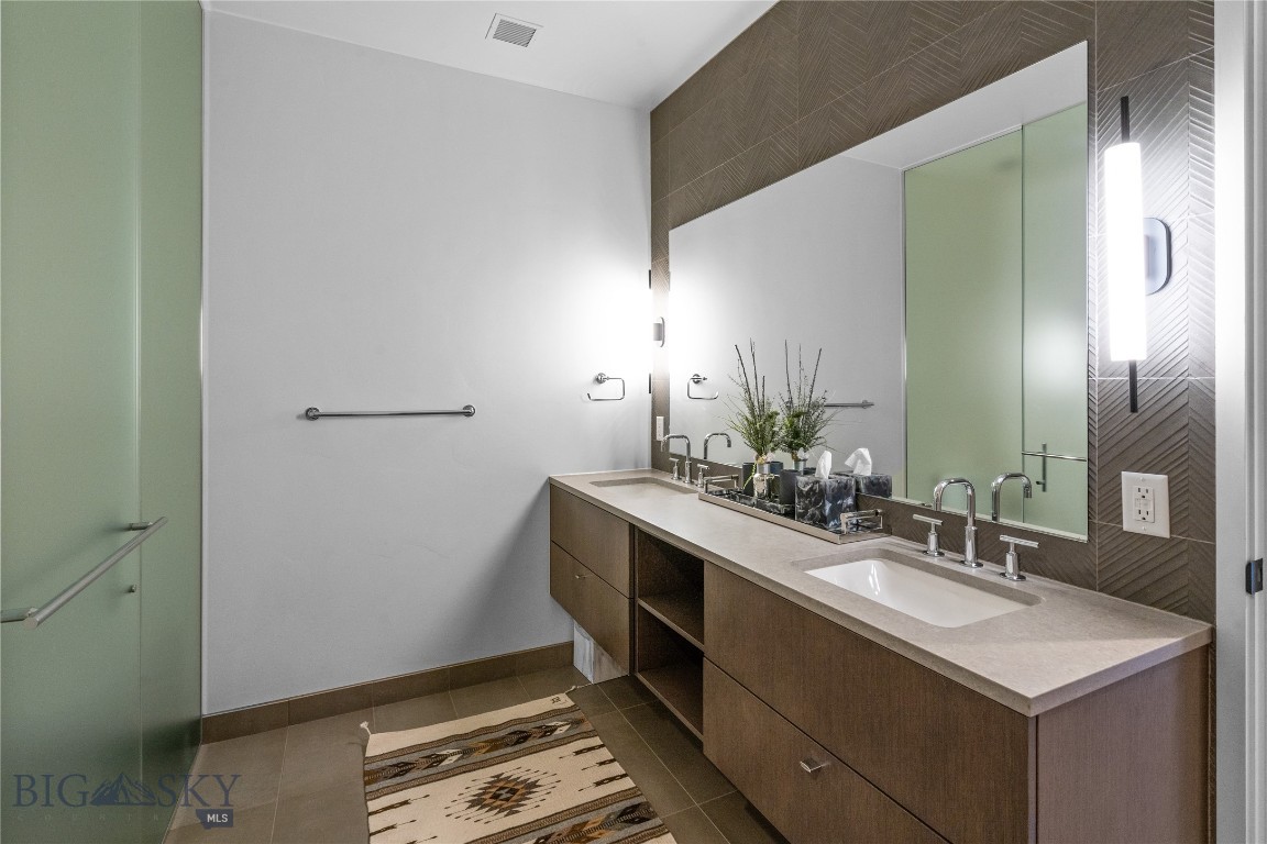 4 Boathouse Unit 213 R2