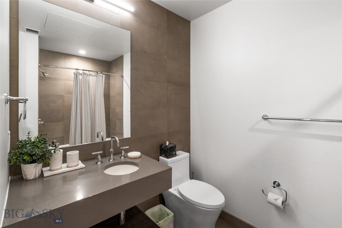 4 Boathouse Unit 213 R2