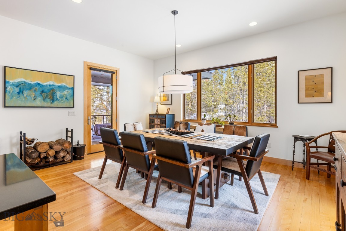 214 W Pine Cone Terrace