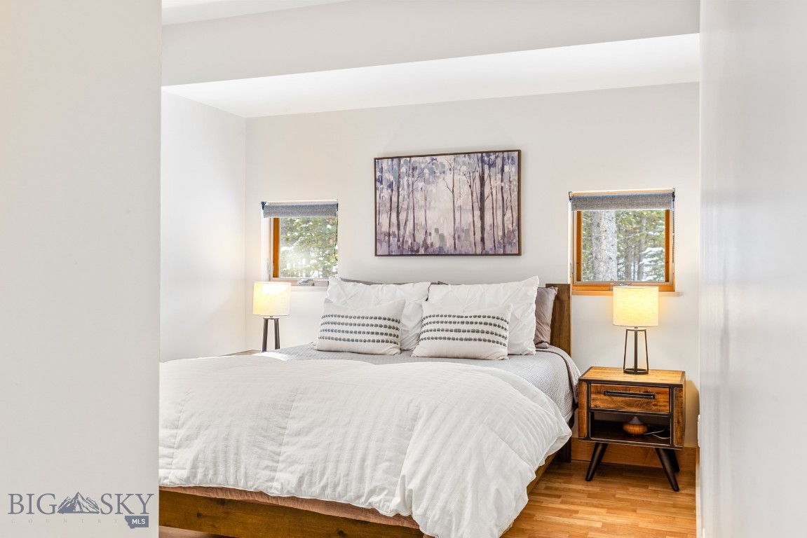 214 W Pine Cone Terrace