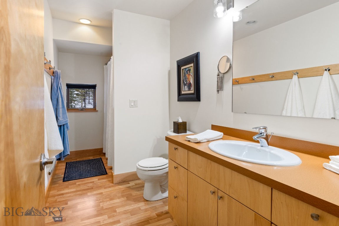 214 W Pine Cone Terrace