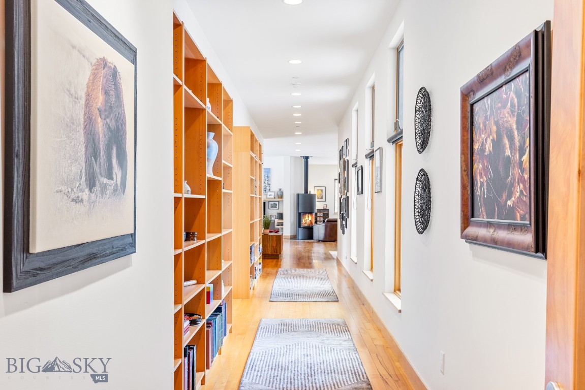 214 W Pine Cone Terrace