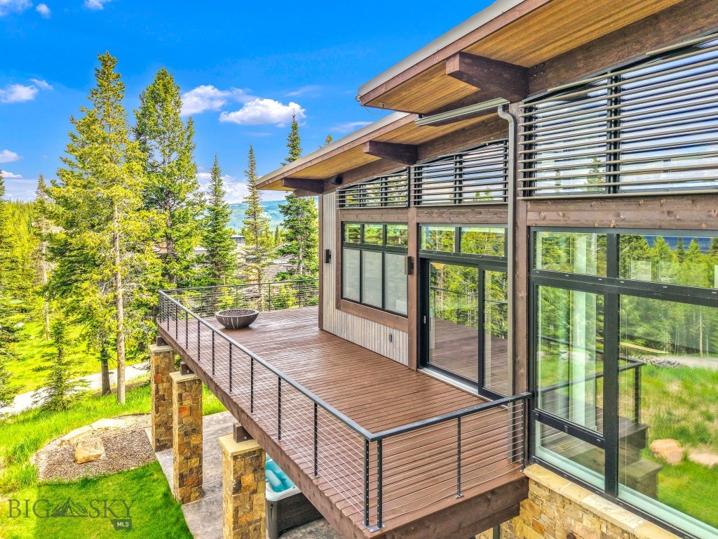 93 Goshawk Trail