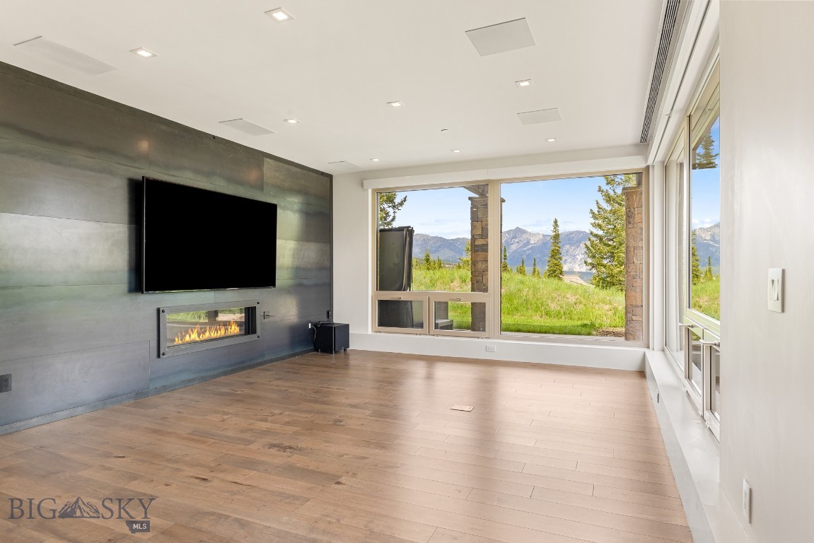 93 Goshawk Trail