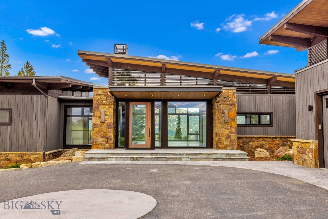 93 Goshawk Trail