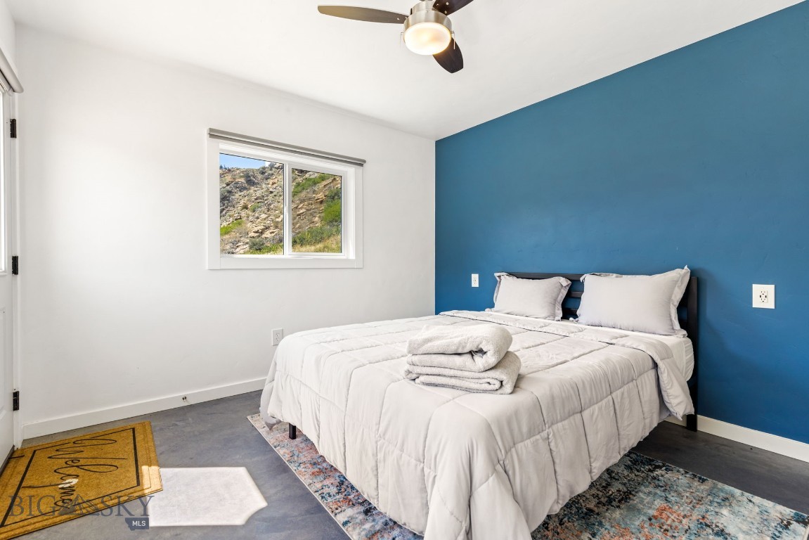 279 N Beartrap Canyon Road