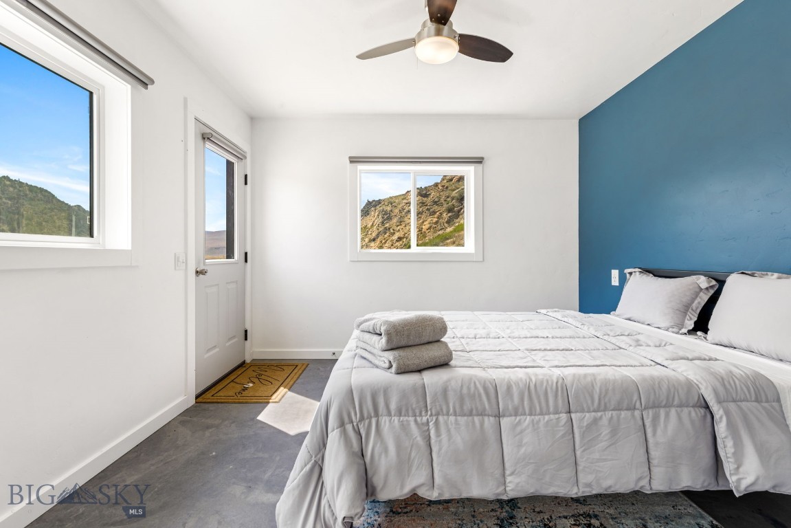279 N Beartrap Canyon Road