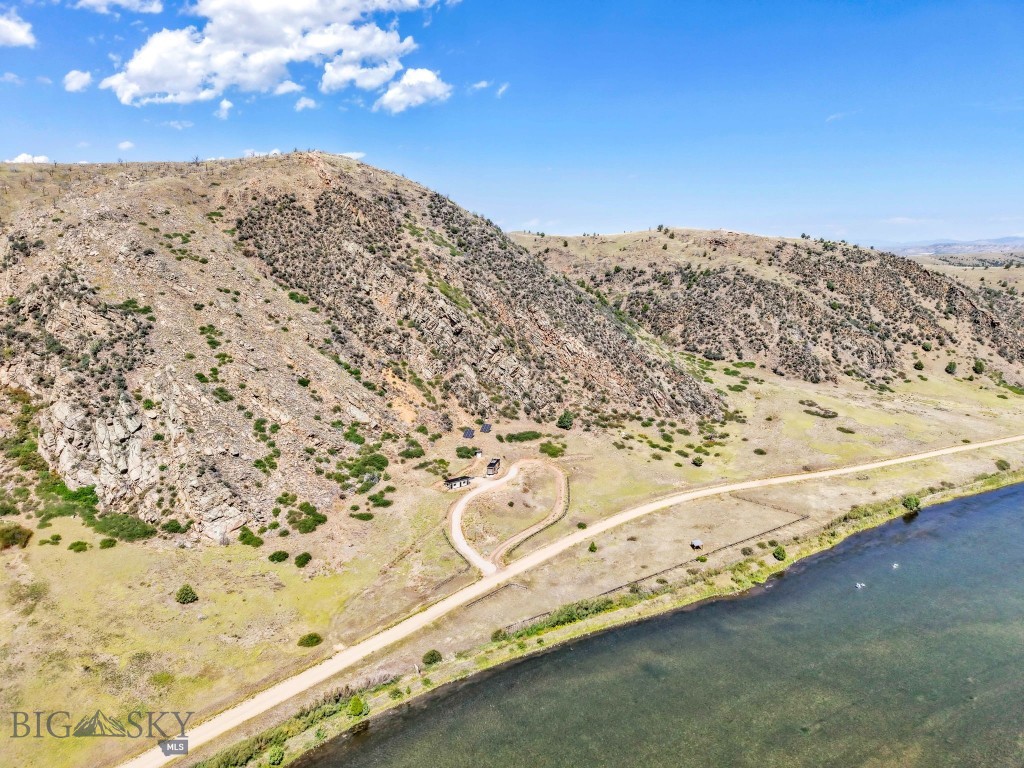 279 N Beartrap Canyon Road
