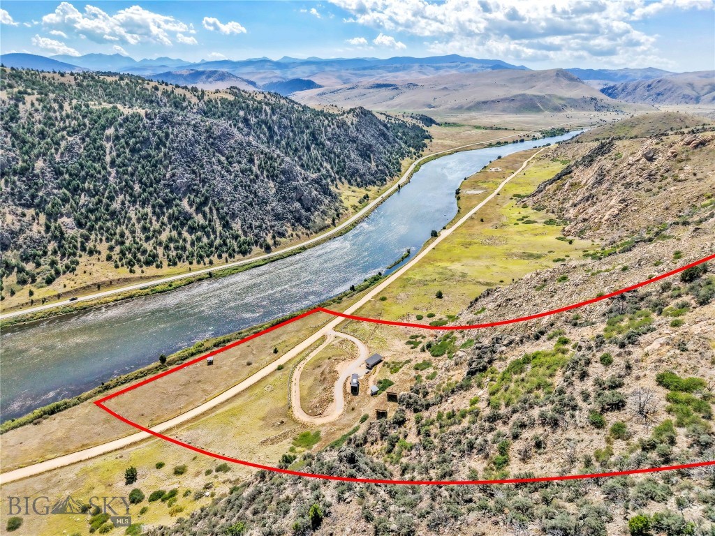 279 N Beartrap Canyon Road