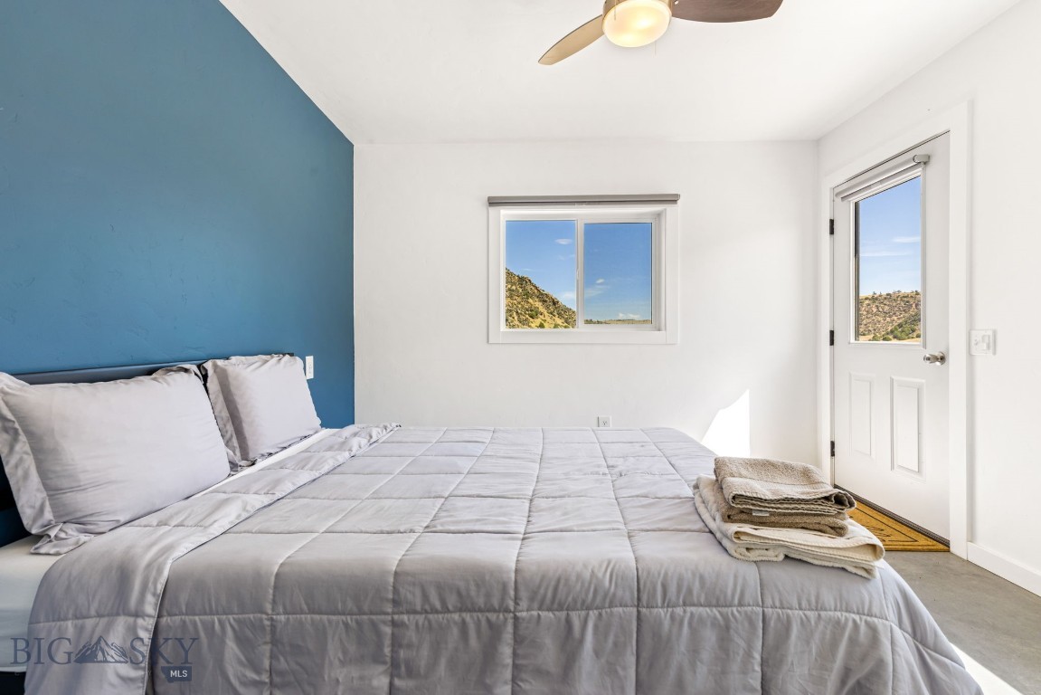 279 N Beartrap Canyon Road